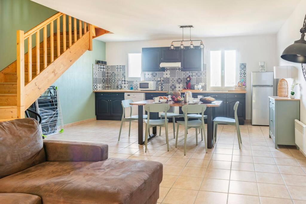 Le N5 Des Hauts De Sarlat Apt Duplex Clim, Piscine, Parking Luaran gambar